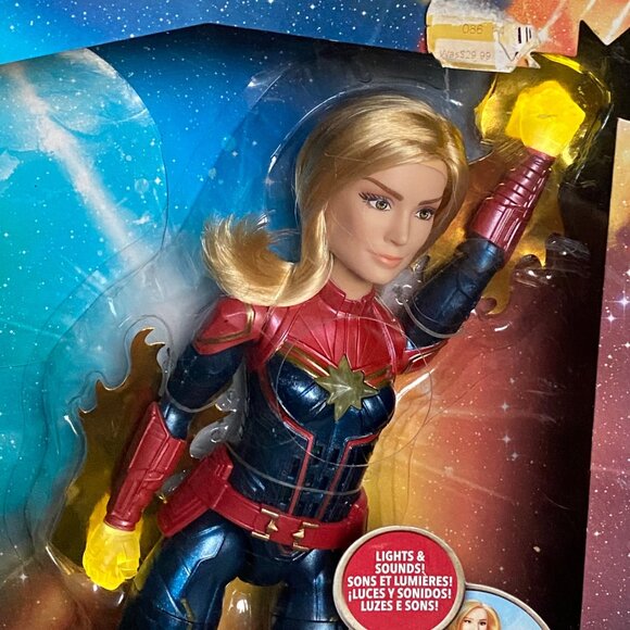 Avengers Captain Marvel Photon Power FX Electronic Super Hero Action Figure Doll - Picture 6 of 10